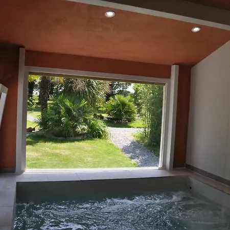 Le Domaine Des Grettes * La Dominelais